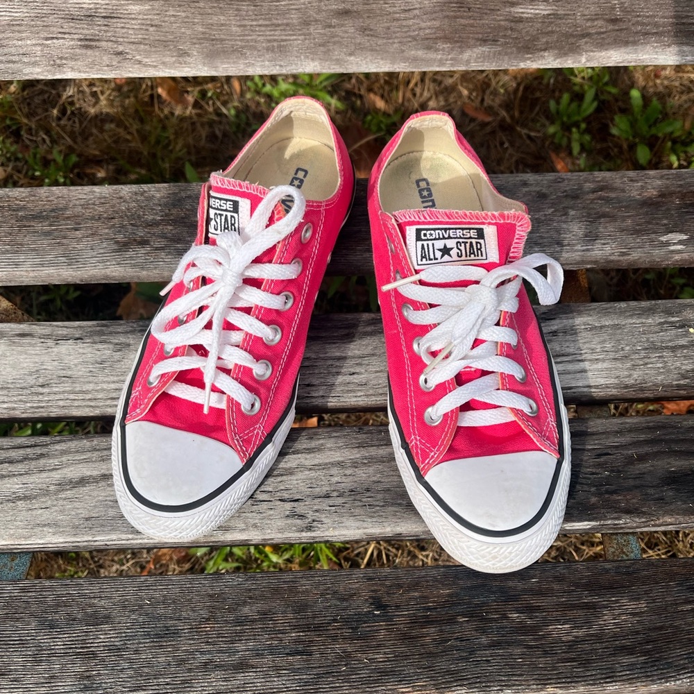 Converse Women's Fuchsia All Star Sneakers Size 8